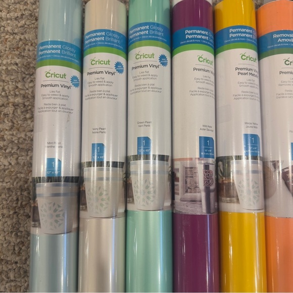 15 Cricut Premium Vinyl - Permanent Glossy and Permanent Glitter/Shimmer - NEW - Picture 3 of 5